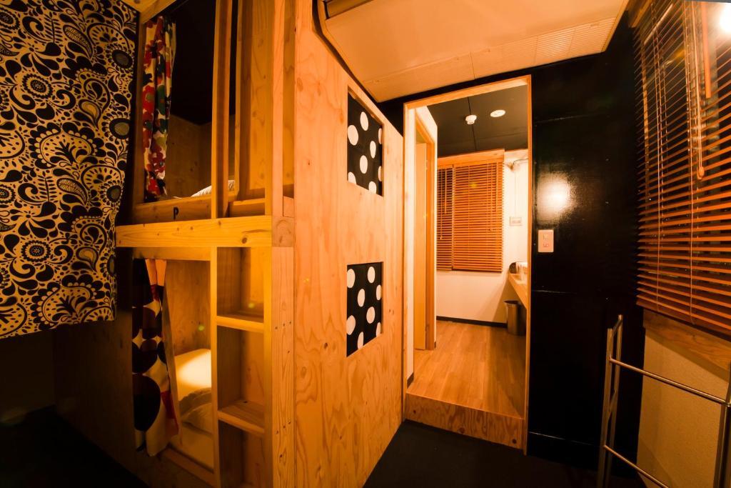 Hakata Gofukumachi Hostel Takataniya فوكوكا الغرفة الصورة